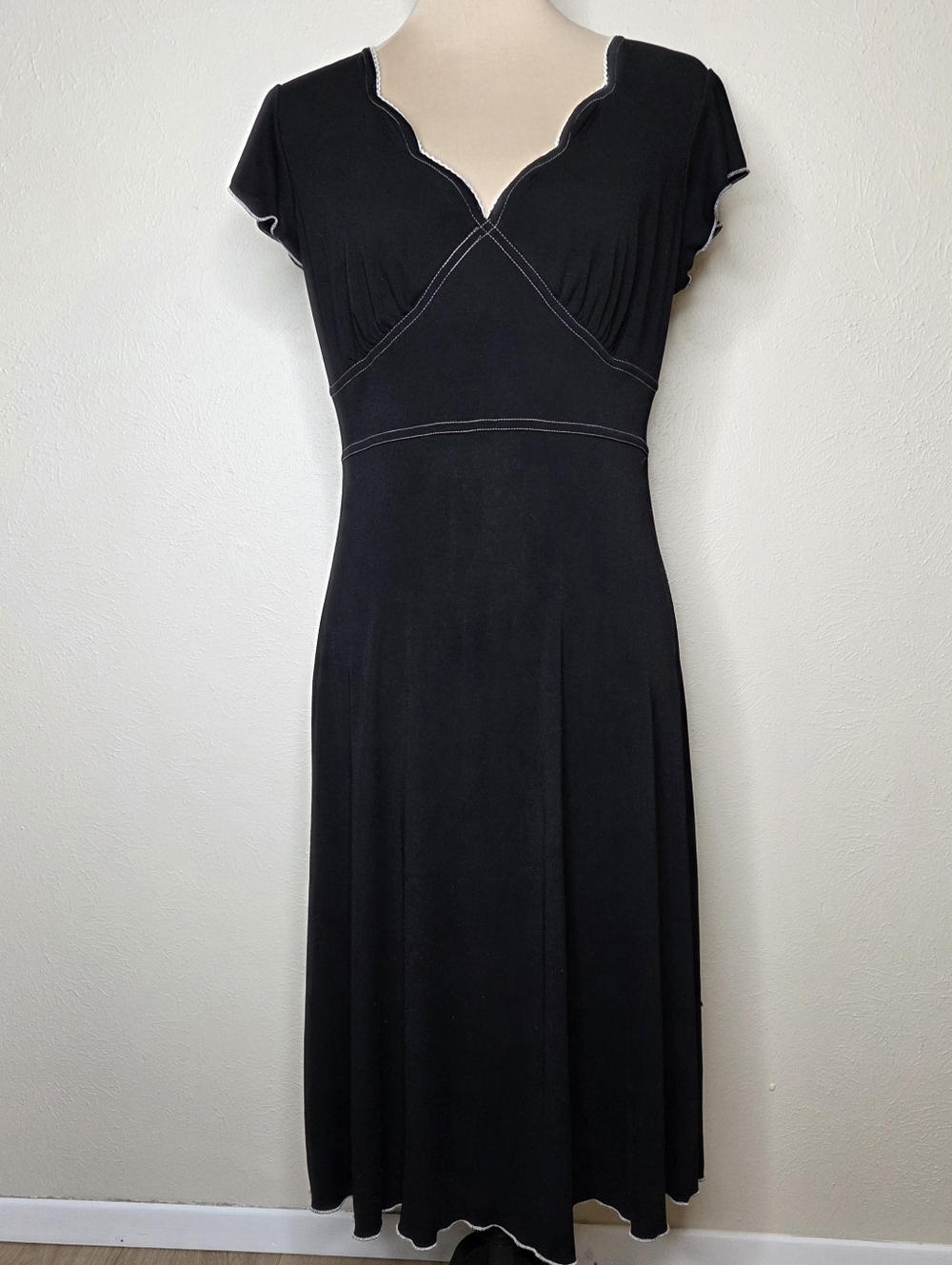 Zinc Black Fit & Flare Dress USA Scalloped Neck Y2K Late 90s Balletcore Large